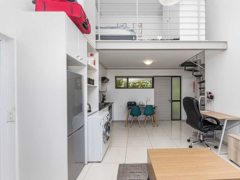 Next to UCT Medical Campus and Grootte Schuur - Photo 4