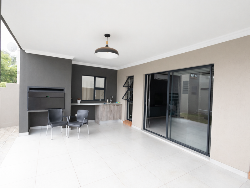 Spacious 4 Bedroom Double Story Home in Montana Village Estate - Photo 3