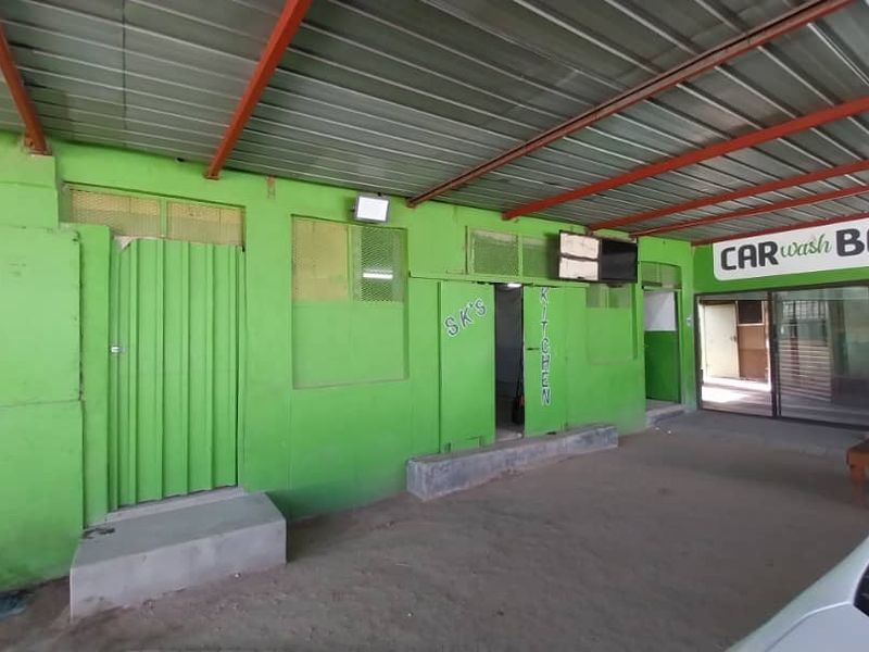 Okahandja - 2 Bedroom House For Sale - Photo 9