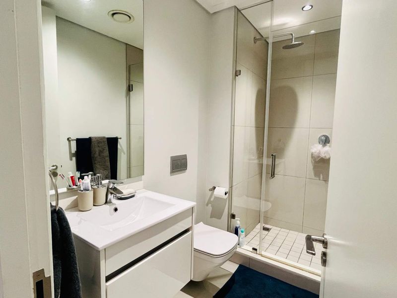 Luxurious one bedroom apartment for sale at Ellipse Waterfall - Photo 8