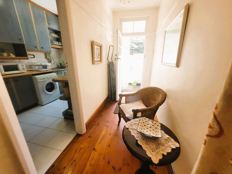 Spacious 2 Bedroom apartment close to schools and shops - Photo 4