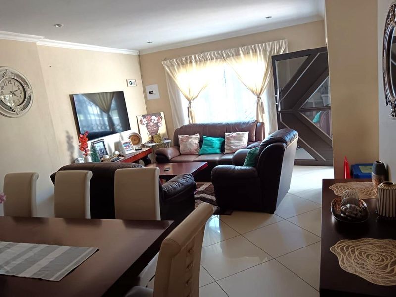 3 Bedroom  House for Sale in Leondale, Germiston - Photo 3