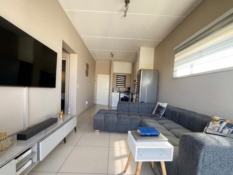 TWO BEDROOM APARTMENT FOR SALE IN ISABEL ESTATE - Photo 4