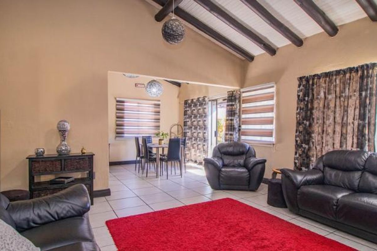 3 Bedroom home and smart investment - Photo 3
