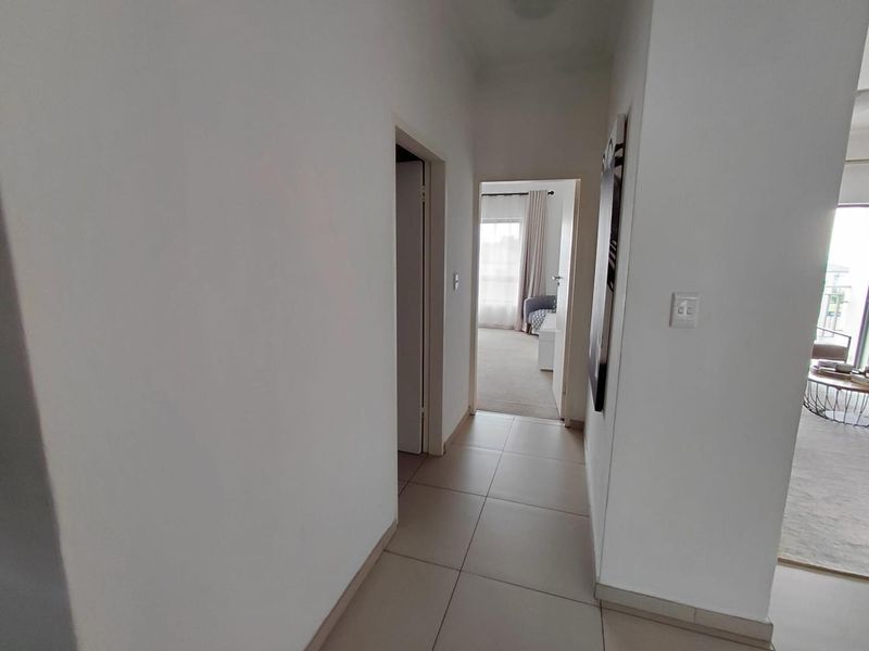 Modern 2-bedroom, 1 bathroom Apartment at Kengies Square - Photo 4