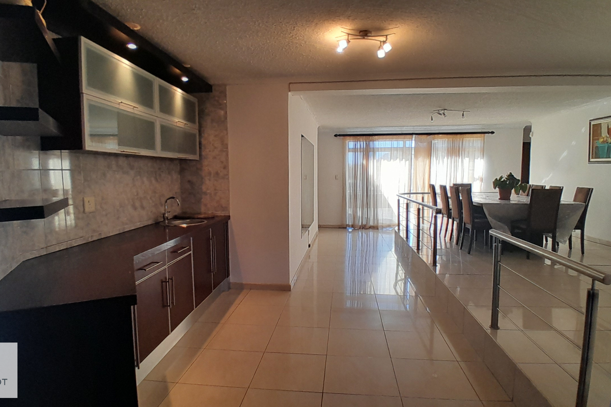 OLYMPIA Home - FOR SALE  N$ 8,350,000.00 - Photo 5