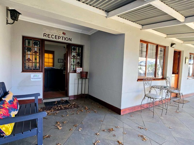 Spacious Guesthouse & Events Venue with Endless Potential in Pretoria East - Photo 5