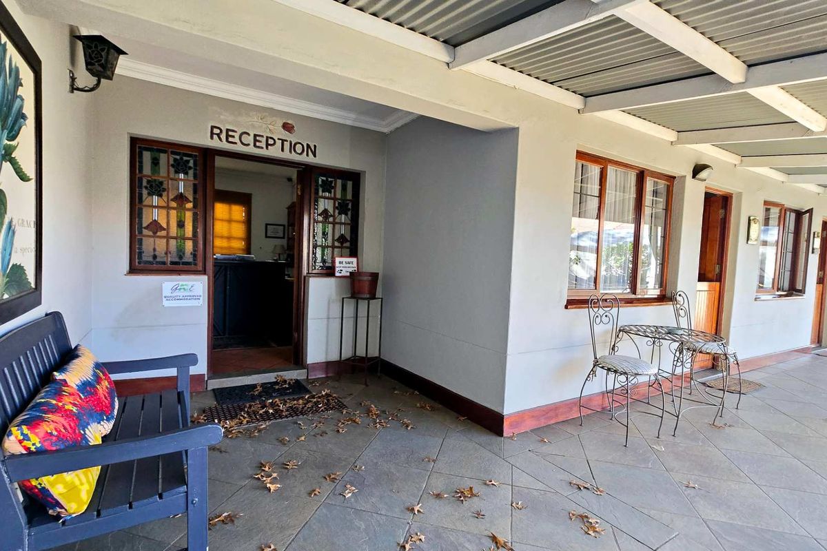 Spacious Guesthouse & Events Venue with Endless Potential in Pretoria East - Photo 5