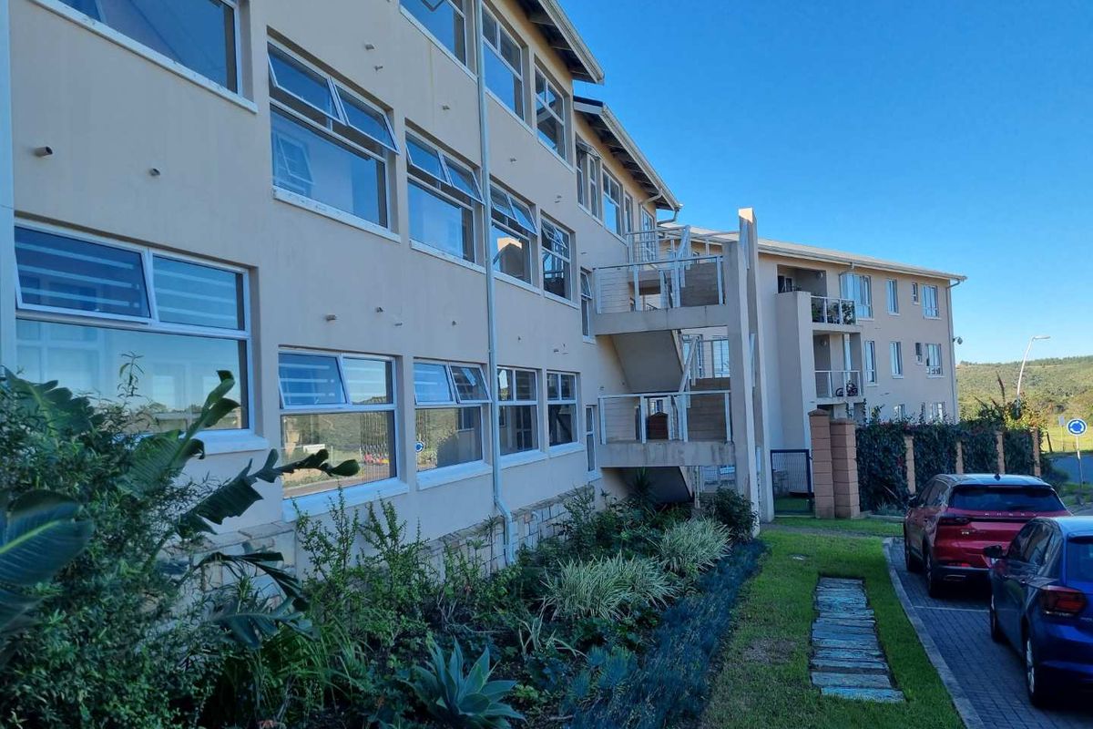 " Luxury & Convenience: See This 1-Bedroom Treasure !!!" - Photo 4