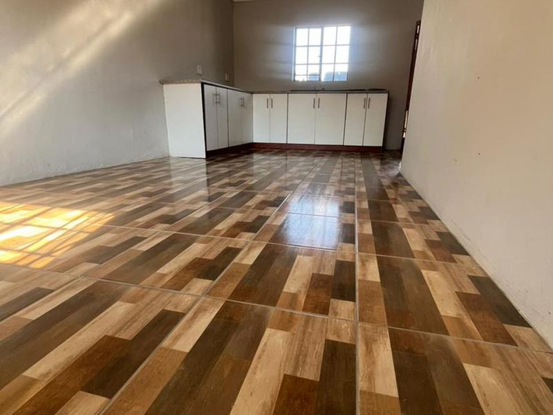 3 Bedroom house available for rental - Photo 3