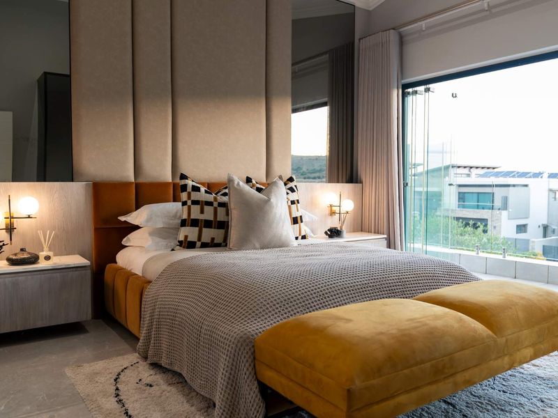 Curated Luxury for the Exceptionally Refined - Photo 7