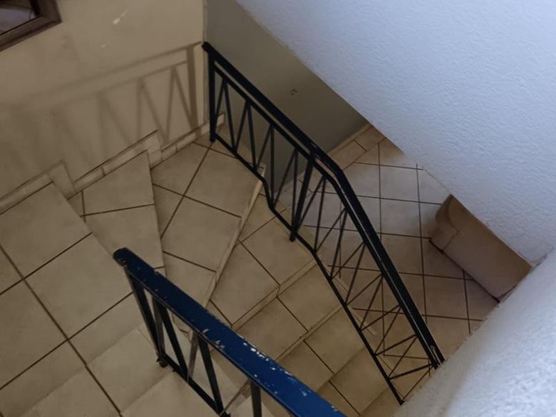 2 Bedroom Apartment for Sale in Croydon - Photo 7