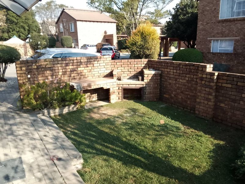 Your Perfect Home Awaits in Wilgeheuwel!  FOR RENT | R9 000 per Month - Photo 1
