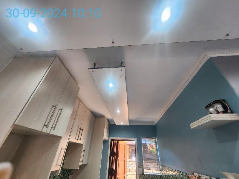Spacious 3 Bedroom Duplex with Loft, Double Garage & Private Garden to Rent in Almeisan, Wilgeheuwel - Photo 9