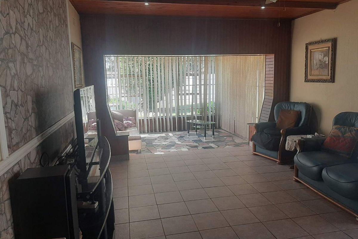 3 Bedroom House in Rewlatch - Photo 5