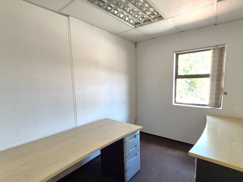 Northgate Office Park - 2 Offices avaialble  - Deal of the Year! - Photo 6