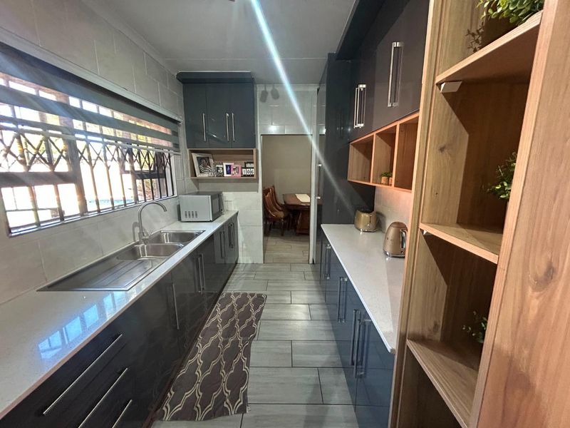 Ready move in house - Photo 2