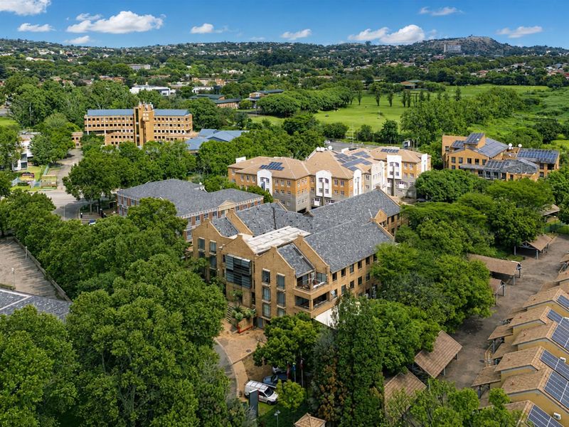 3087m2 -  OFFICE  - To Let - Bruma Lake - Photo 3