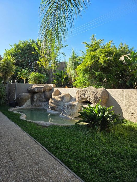 Property #2474274, House For Sale in Klein Windhoek