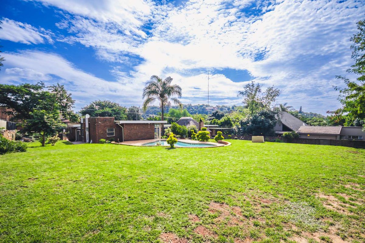 Buy one, get one free! - Photo 2