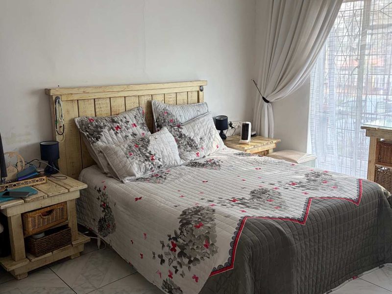 3 Bedroom Family house in Bramley - Photo 7