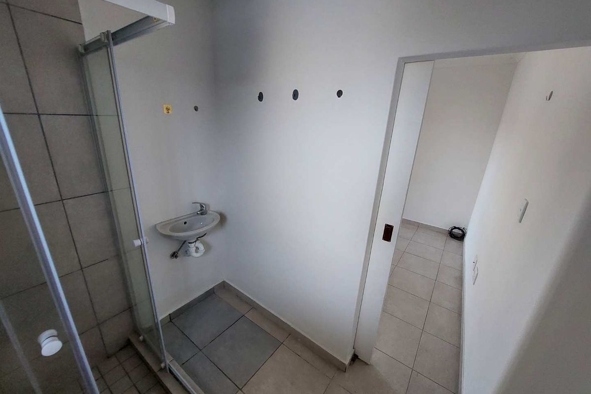 Bachelor Apartment for Rent in Malibu Village, Blue Downs - Photo 5