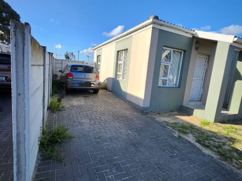 Two Bedroom House To Let in Belladonna Estate, Blue Downs - Photo 2