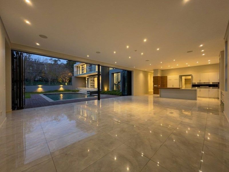 A Grand Statement of Luxury and Scale in Steyn City - Photo 6