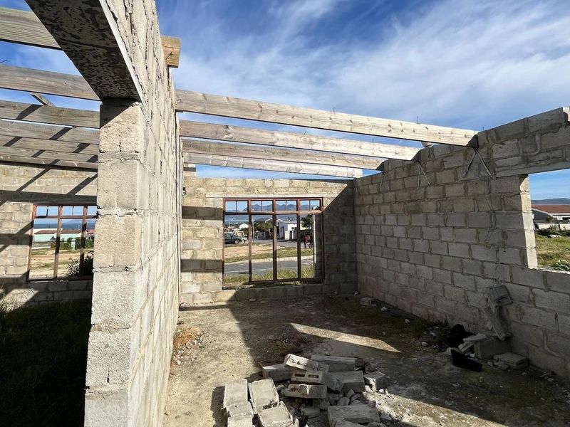 Unfinished Hawston Home: Your Coastal Customisation Opportunity - Photo 6