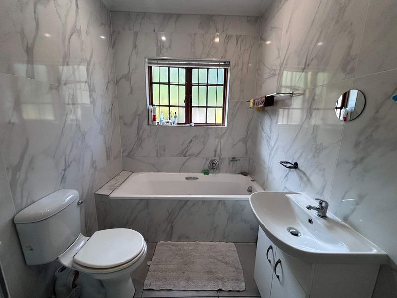 3 Bedroom House for Sale in Chasedene Estate, Pietermaritzburg - Photo 10