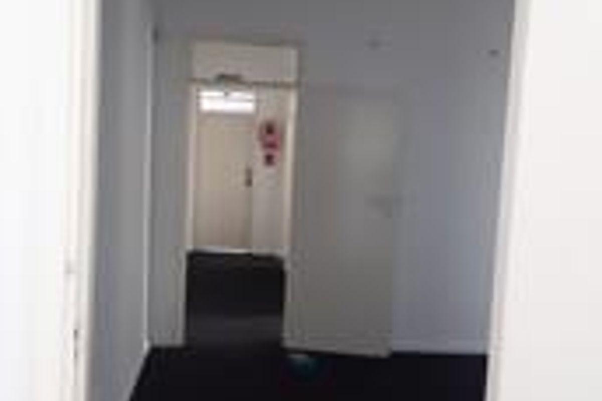 'A' Grade office to let in Morningside - Photo 3