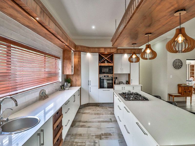 Invest In The Best - Walking Distance To The Beach - Photo 4