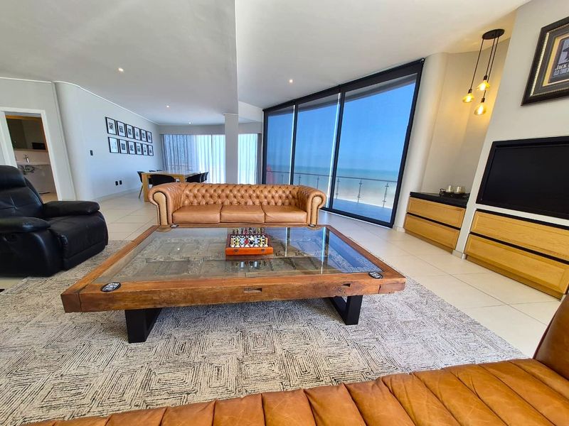 Luxury Apartment with 180' Seaview - Photo 5