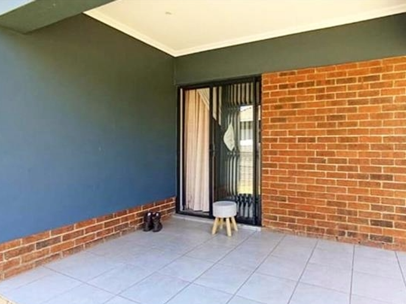 Modern Living, Maximum Security - Photo 2