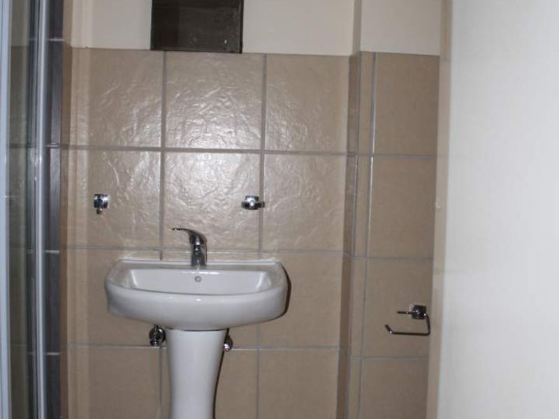 1 Bedroom Apartment to Rent in Die Hoewes, Centurion – 168 Apartments on Gerhard - Photo 10