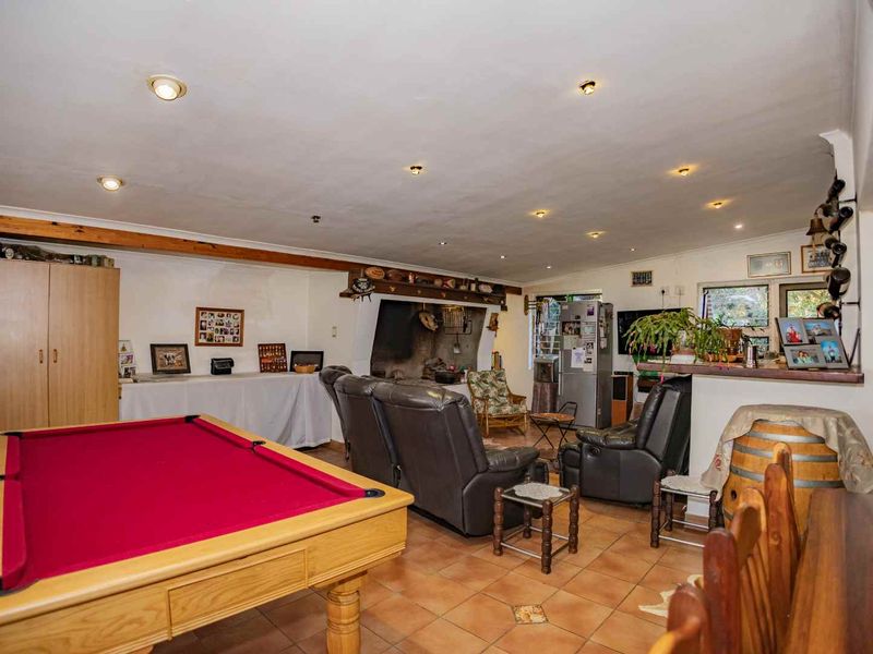 Much loved family home in the sought after area of Oostersee - Photo 10