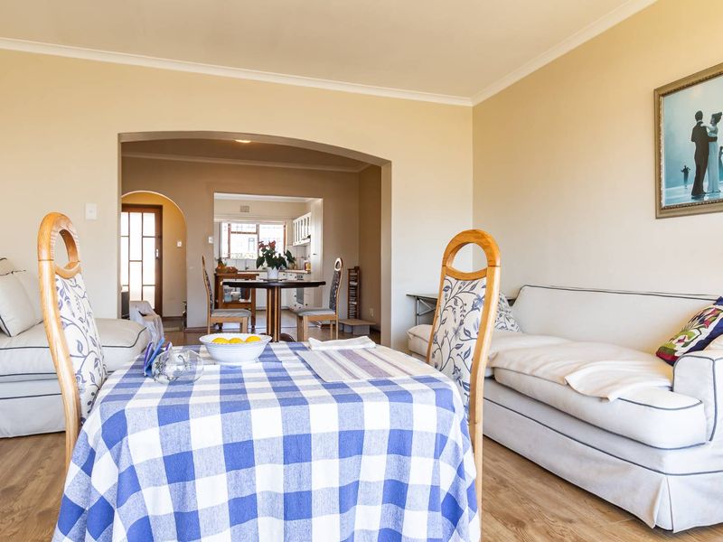 Spacious light and bright apartment with Sea and valley views - Photo 8