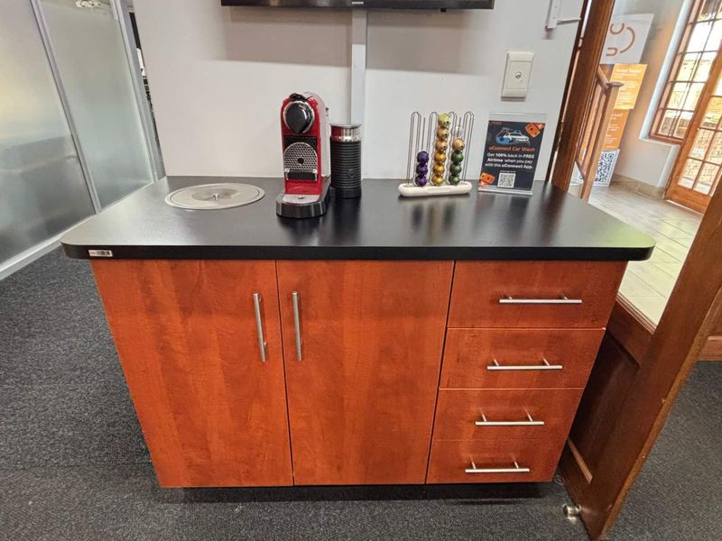 Ground Floor Commercial Space To Let | Secure Business Park | Old Main Road - Photo 3