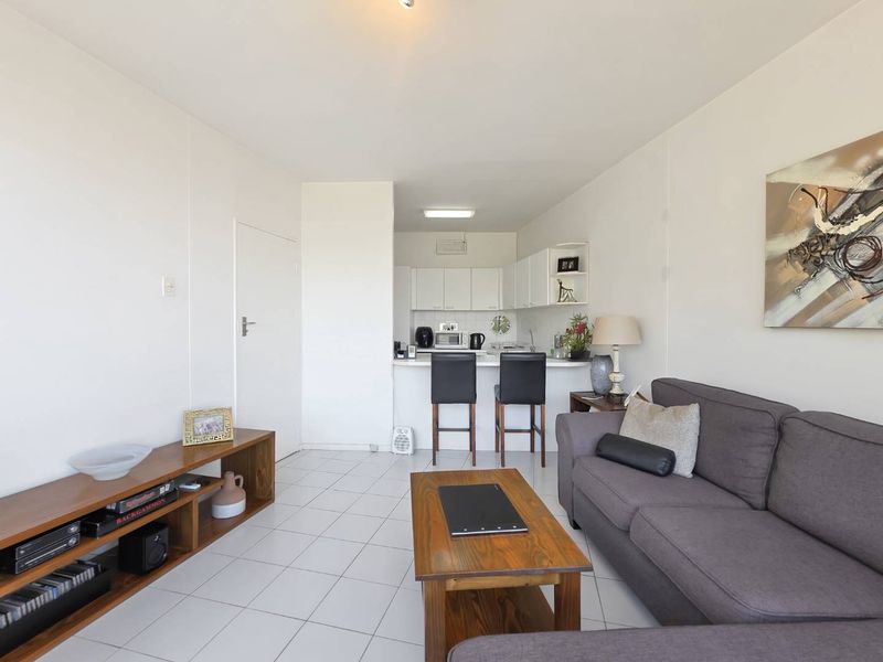 Elevated Living with Spectacular Views. A block packed with lifestyle convenience - Photo 7