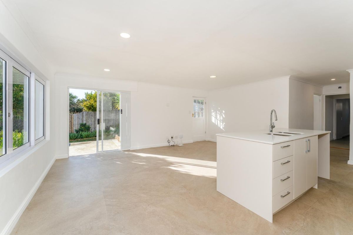 Garden of Eden - 3 Bed, 2 Bath - Photo 5