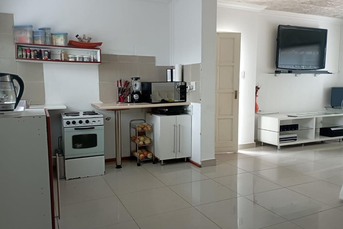 Grab this beautiful house - Photo 3