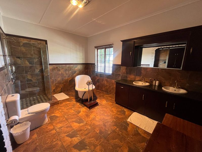Calling All Entrepreneurs – Exceptional Guesthouse Opportunity! - Photo 6