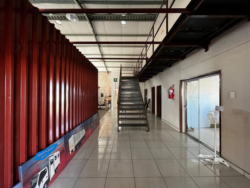 Industrial Property To Lease - Photo 3