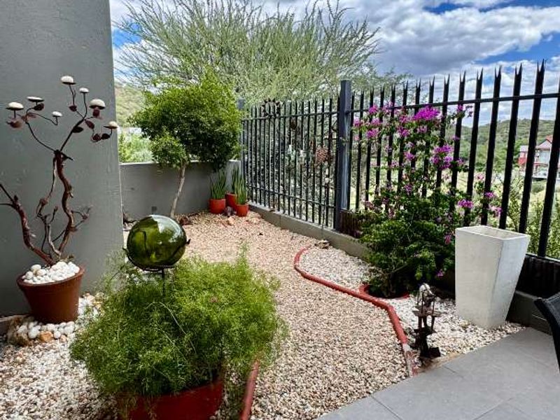 Ideal for retirement or starting home - Photo 9