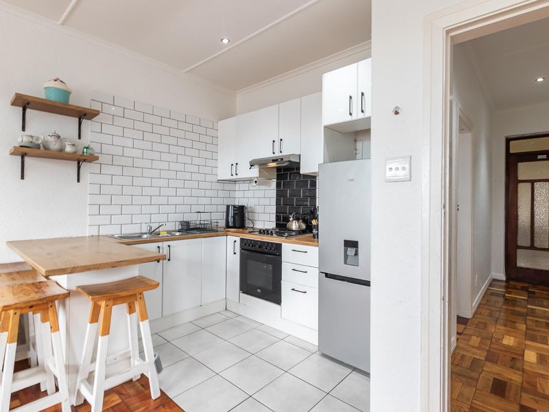 Modern, Spacious , No Transfer Duty - Photo 4
