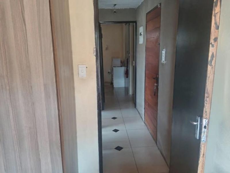 COTTAGE TO RENT IN KLIPPOORTJE,GERMISTON - Photo 6