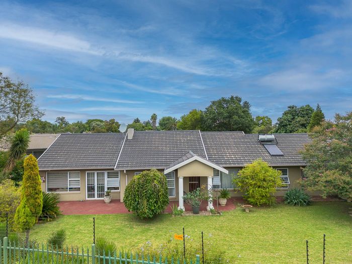 Property #2539707, House For Sale in Brackenhurst