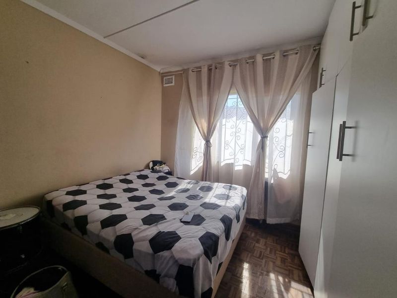 4 Bedroom House for sale in Kharwastan - Photo 8