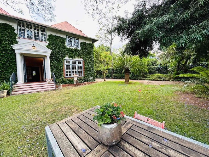 EXTRAORDINARY PROPERTY IN A SOUGHT AFTER BOOMED OFF AREA - Photo 5