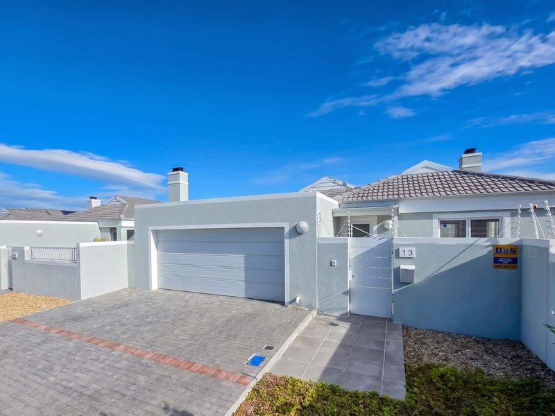 Three bedroom house to rent in Sunningdale - Photo 1